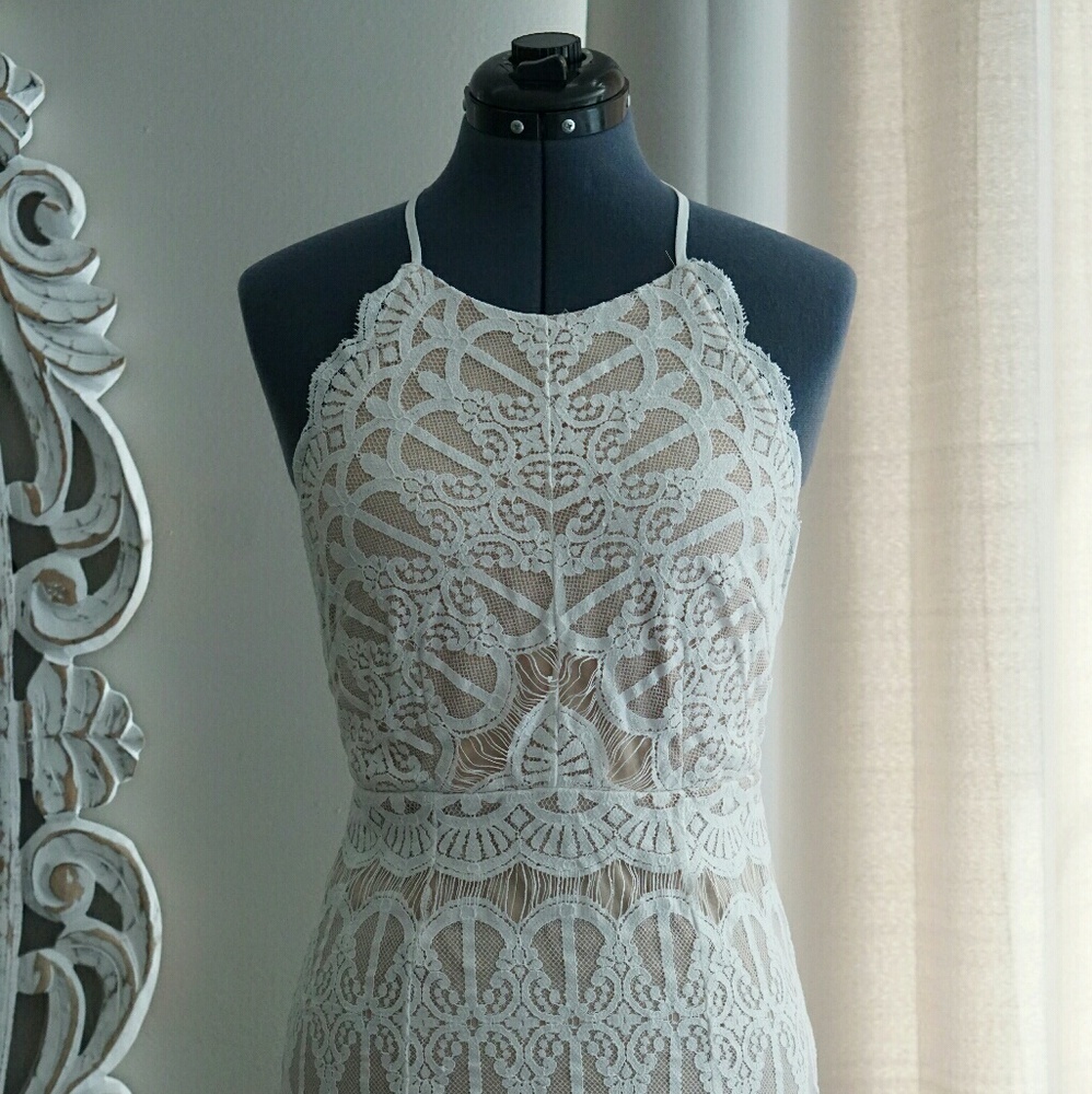 L'ATISTE Lace Maxi Halter Dress